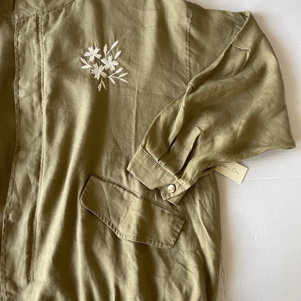 Rylee + Cru Sage Embroidered Floral Utility Jacket - Picture 7 of 9